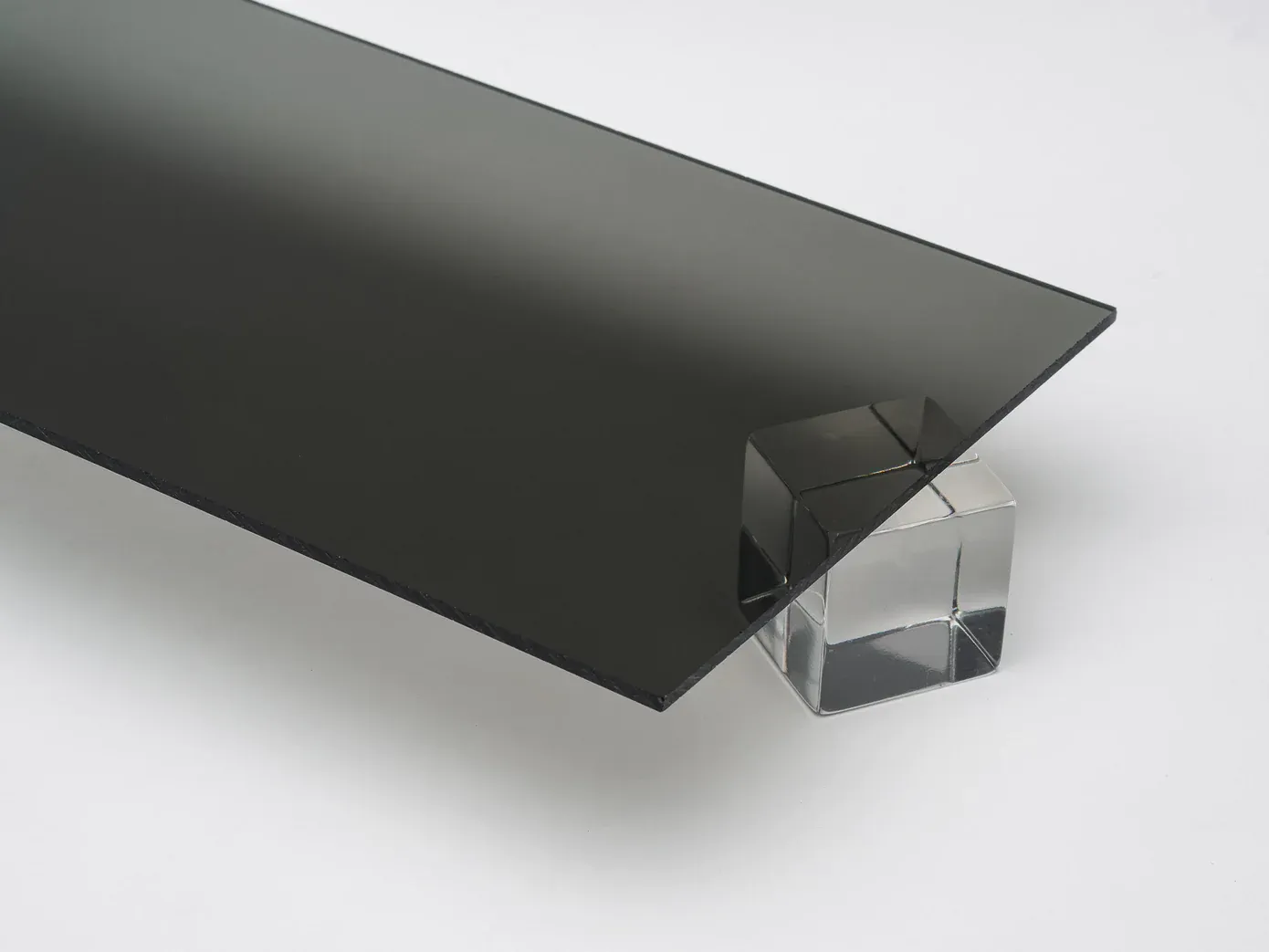Tinted Black Acrylic 5052 - (1220 x 2440 MM)